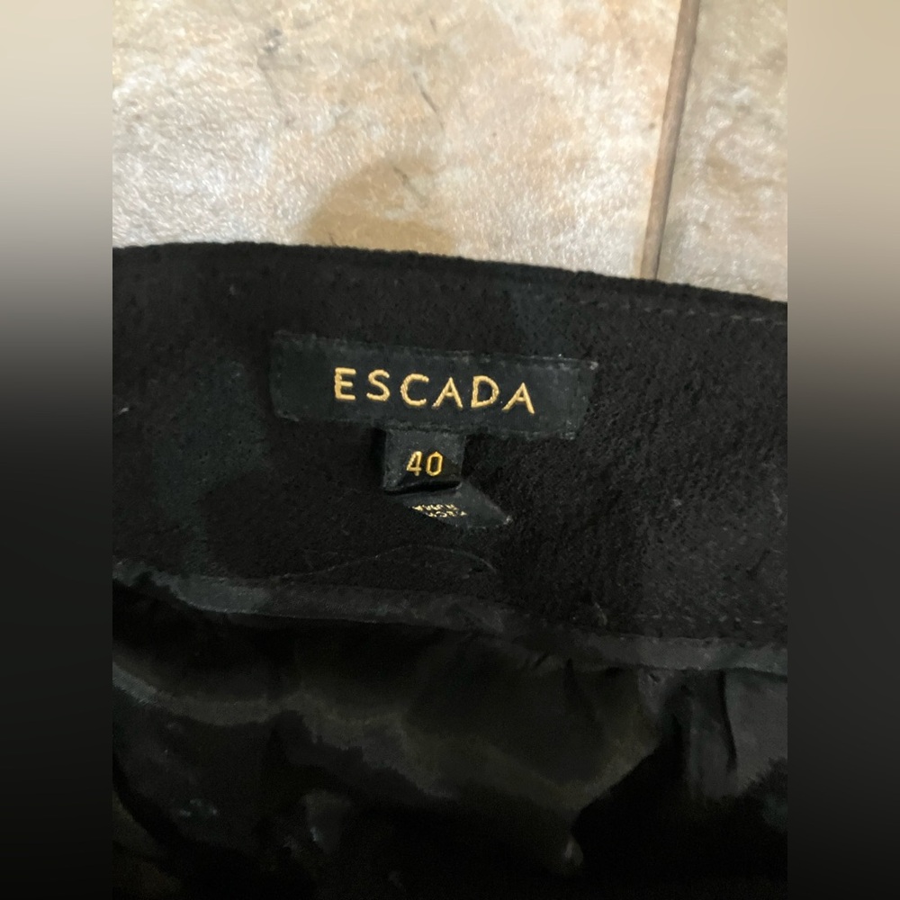 Escada black stretchy pants - Picture 2 of 5